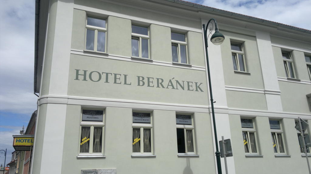 Hotel Beranek Blatná Exterior photo